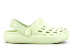 Zuecos niña de la marca Igor modelo Sport color verde lima unisex sandalias cangrejeras Igor muy comodas y muy ligeras para playa y piscina made in Spain