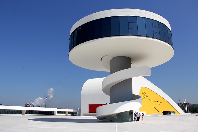 Plana Fābrega Asturias proveedor centro Niemeyer 