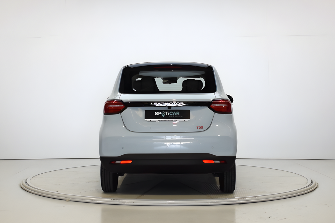 LEAPMOTOR T03 DESIGN EV 70KW - Ítem3