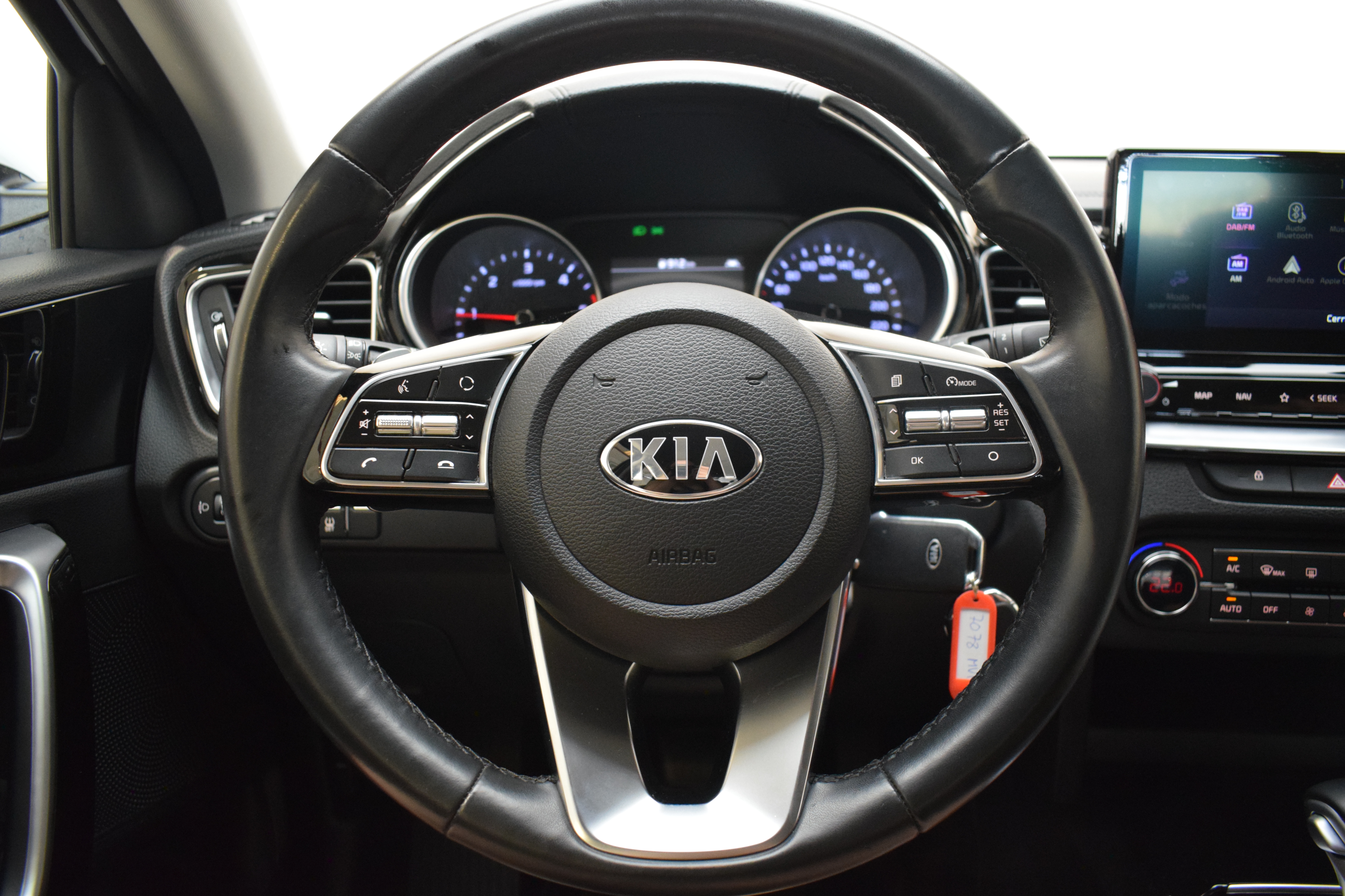 KIA TECH XCEED 1.6 CRDI (136CV) DCT - Ítem12