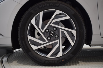 PEUGEOT 3008 GT Line 1.2 TURBO 96KW (130CV) GT LINE S&S - Ítem9