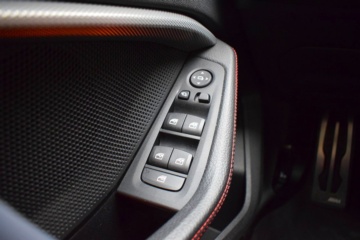 SERIE 1 128 Ti 265 cv automático. - Ítem23