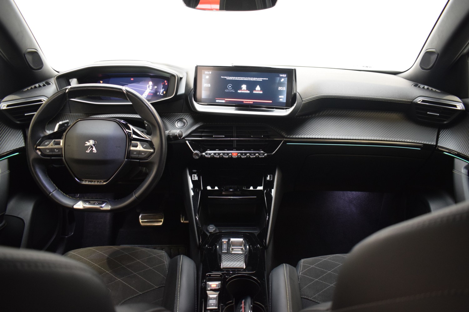 PEUGEOT 2008 GT PACK BlueHDI 130 S&S EAT8 - Ítem13