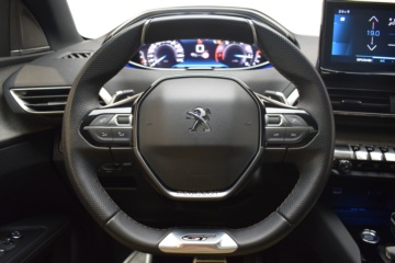 PEUGEOT 3008 GT PACK PureTech AUT - Ítem13