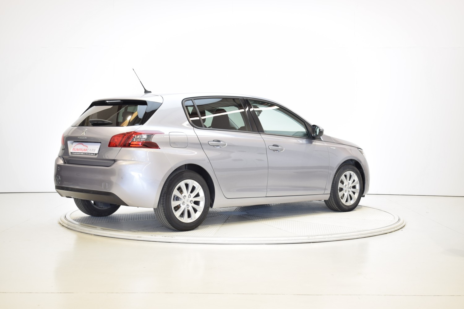 PEUGEOT 308 STYLE 5p PureTech 130 S&S 6 Vel. MAN - Ítem4