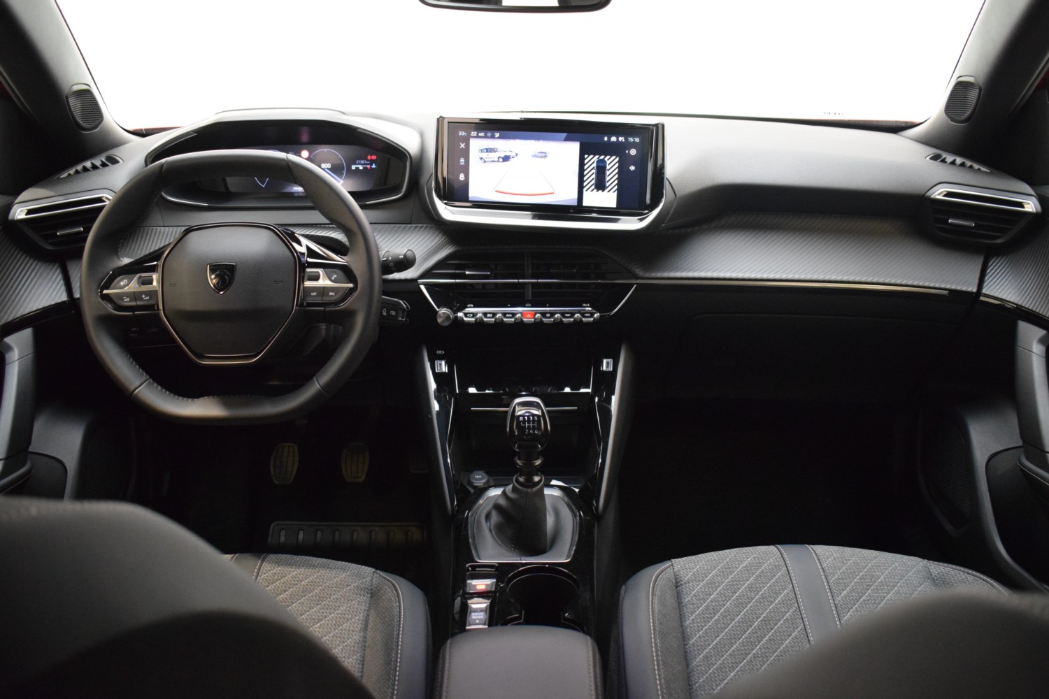 PEUGEOT 2008 Allure Puretech 100 S&S 6 Vel. MAN - Ítem13