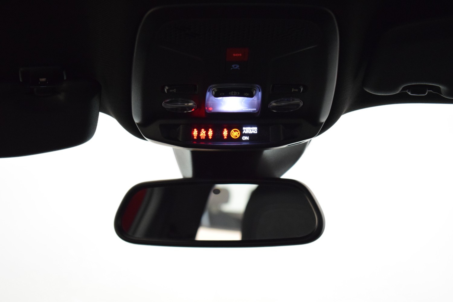 PEUGEOT 2008 Allure Puretech 100 S&S 6 Vel. MAN - Ítem14