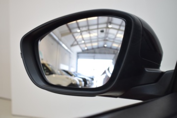 PEUGEOT 2008 Allure Puretech 100 S&S 6 Vel. MAN - Ítem18