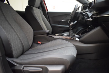 PEUGEOT 2008 Allure Puretech 100 S&S 6 Vel. MAN - Ítem23