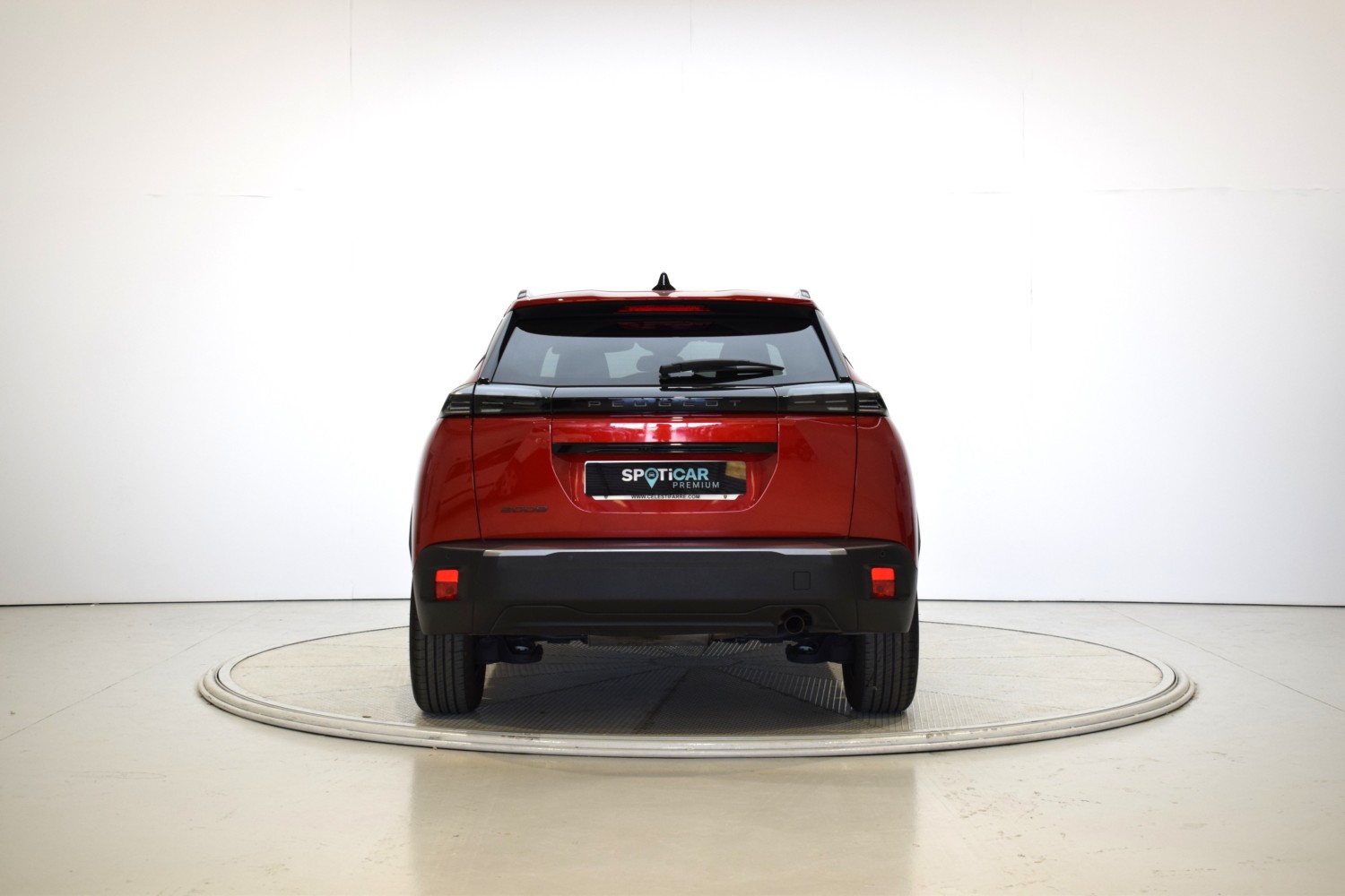 PEUGEOT 2008 Allure Puretech 100 S&S 6 Vel. MAN - Ítem3