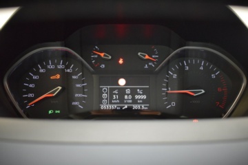 PEUGEOT RIFTER Allure Standard BlueHDi 96kW - Ítem10