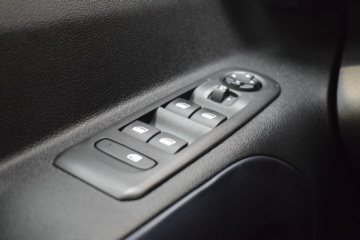 PEUGEOT RIFTER Allure Standard BlueHDi 96kW - Ítem15