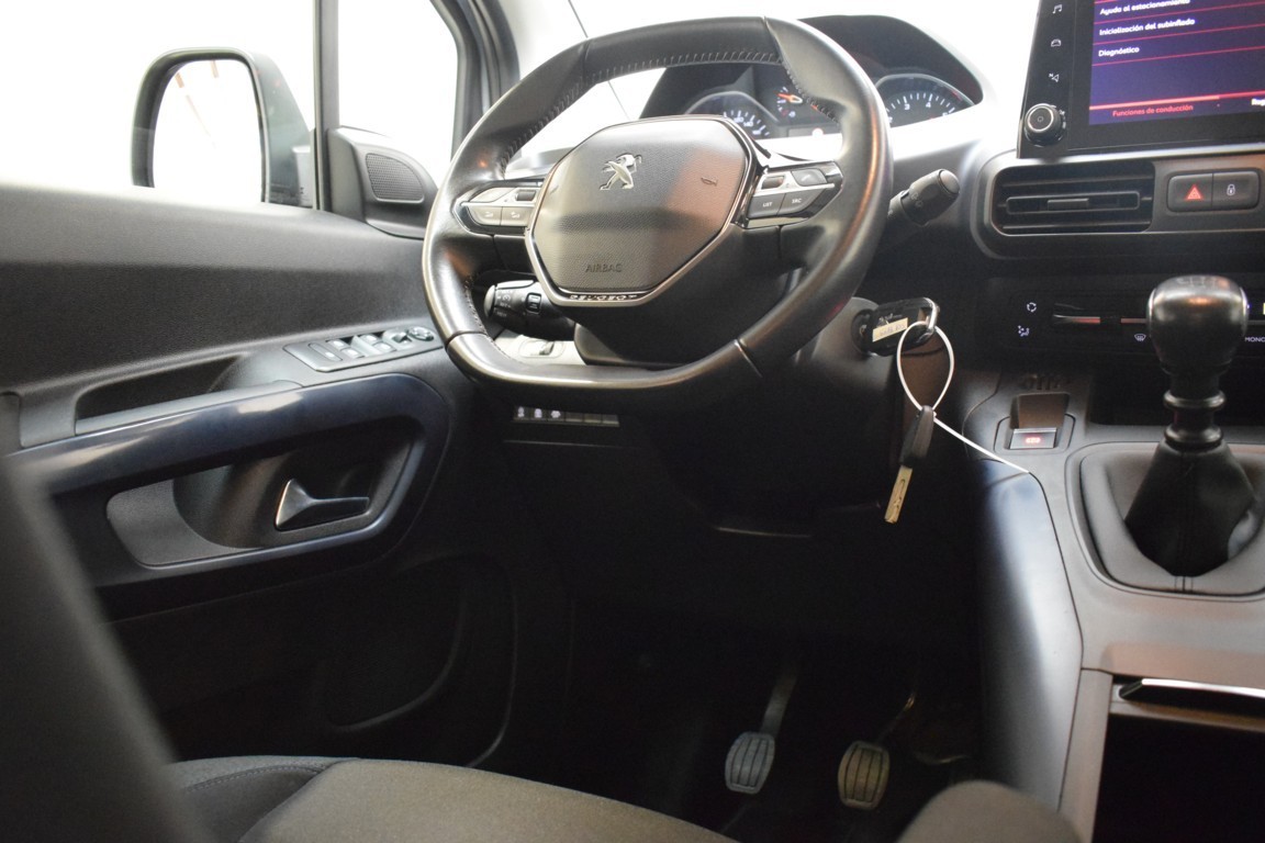 PEUGEOT RIFTER Allure Standard BlueHDi 96kW - Ítem21
