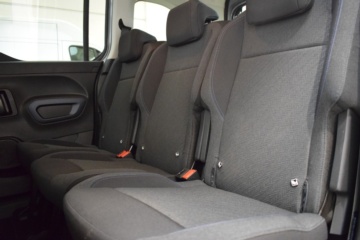 PEUGEOT RIFTER Allure Standard BlueHDi 96kW - Ítem22