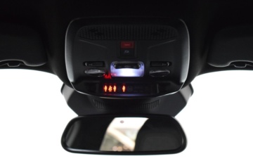 PEUGEOT N2008 Allure Hybrid 145 eDCS6 - Ítem15