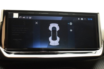 PEUGEOT N2008 Allure Hybrid 145 eDCS6 - Ítem19