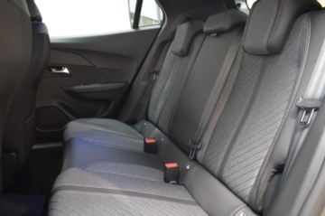 PEUGEOT N2008 Allure Hybrid 145 eDCS6 - Ítem22