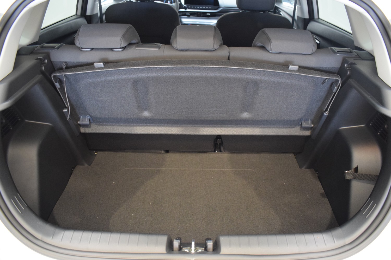 PEUGEOT 3008 GT Line 1.2 TURBO 96KW (130CV) GT LINE S&S - Ítem8