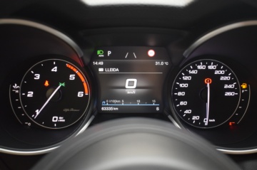 ALFA ROMEO STELVIO SPRINT Q4 2.2 Diésel 140kW (190CV) - Ítem10