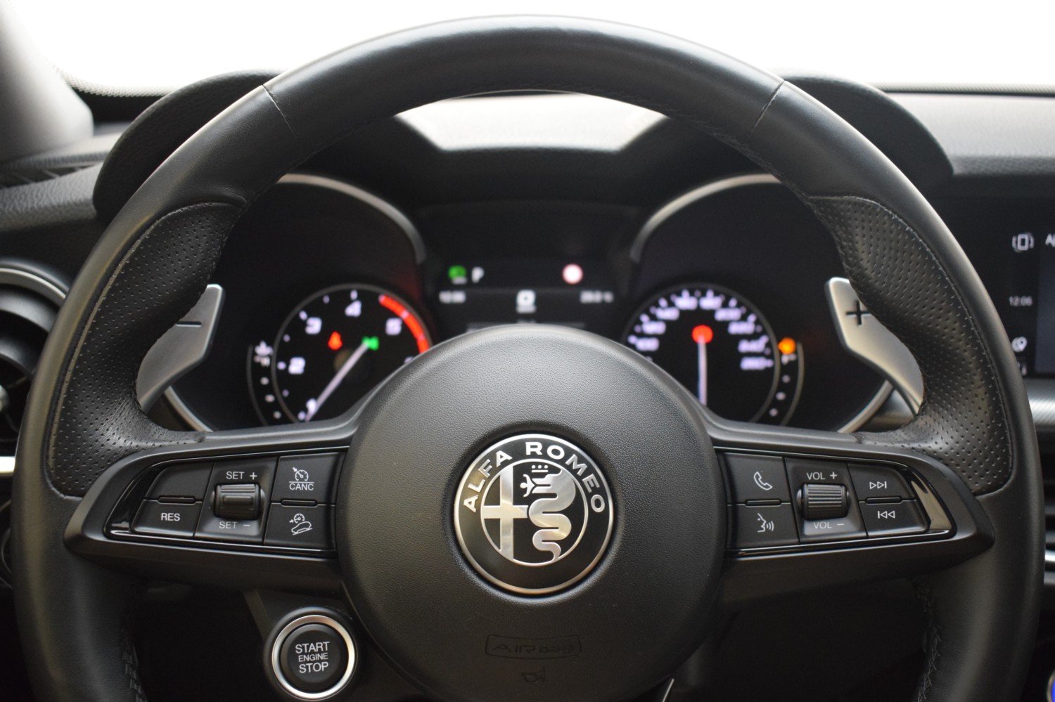 ALFA ROMEO STELVIO SPRINT Q4 2.2 Diésel 140kW (190CV) - Ítem11