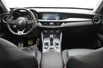 ALFA ROMEO STELVIO SPRINT Q4 2.2 Diésel 140kW (190CV) - Ítem13