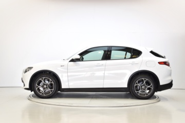ALFA ROMEO STELVIO SPRINT Q4 2.2 Diésel 140kW (190CV) - Ítem1