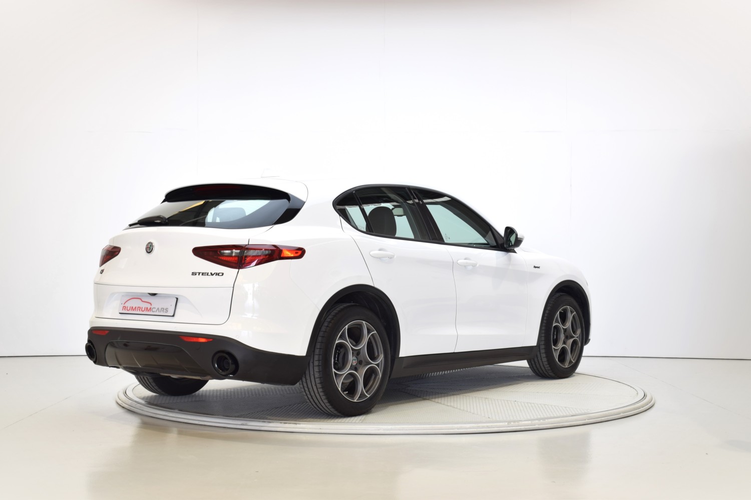 ALFA ROMEO STELVIO SPRINT Q4 2.2 Diésel 140kW (190CV) - Ítem4