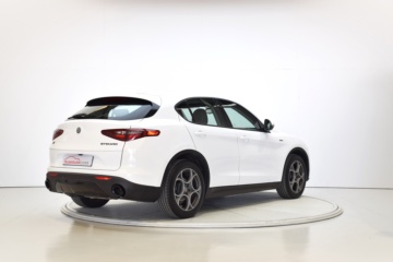 ALFA ROMEO STELVIO SPRINT Q4 2.2 Diésel 140kW (190CV) - Ítem4