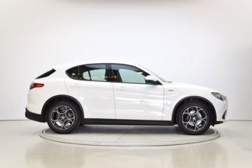 ALFA ROMEO STELVIO SPRINT Q4 2.2 Diésel 140kW (190CV) - Ítem5