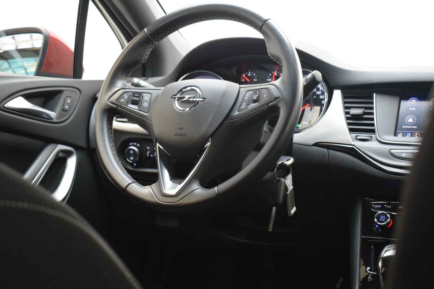 OPEL ASTRA GS LINE 1.2T SHL 81kW (110CV) - Ítem21
