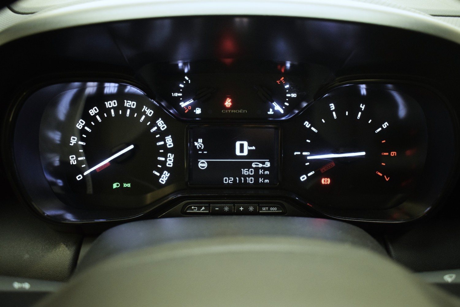 CITRÖEN C3 AIRCROSS C-SERIES BlueHDi 81kW (110CV) S&S - Ítem10