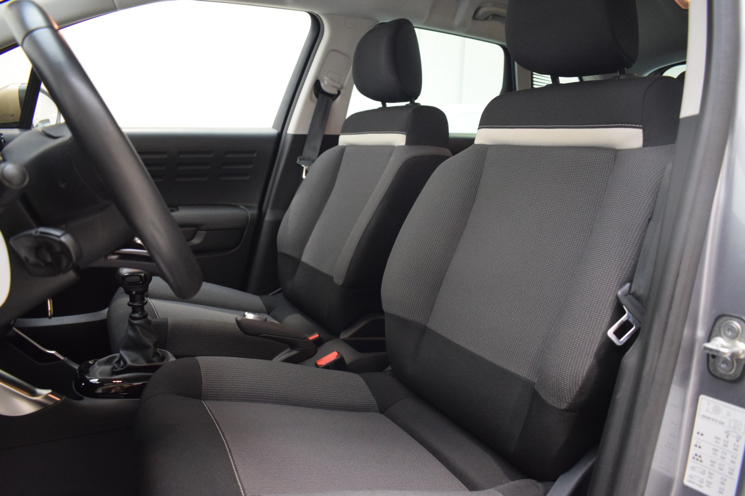 CITRÖEN C3 AIRCROSS C-SERIES BlueHDi 81kW (110CV) S&S - Ítem20