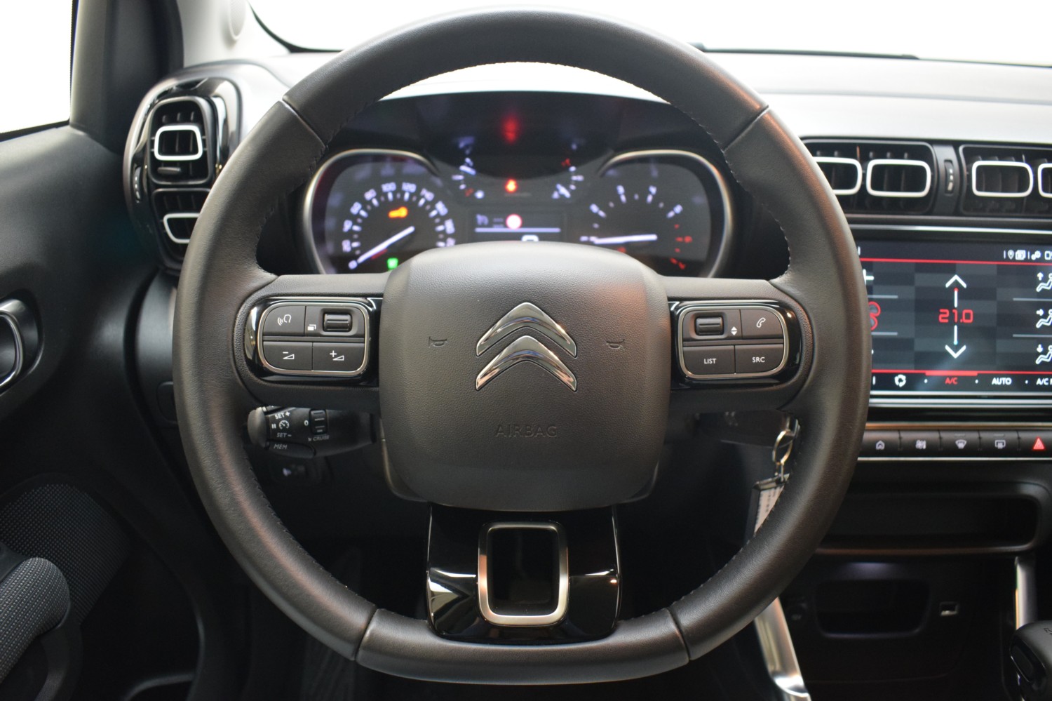 CITRÖEN C3 AIRCROSS PLUS PureTech 81kW (110CV) - Ítem12