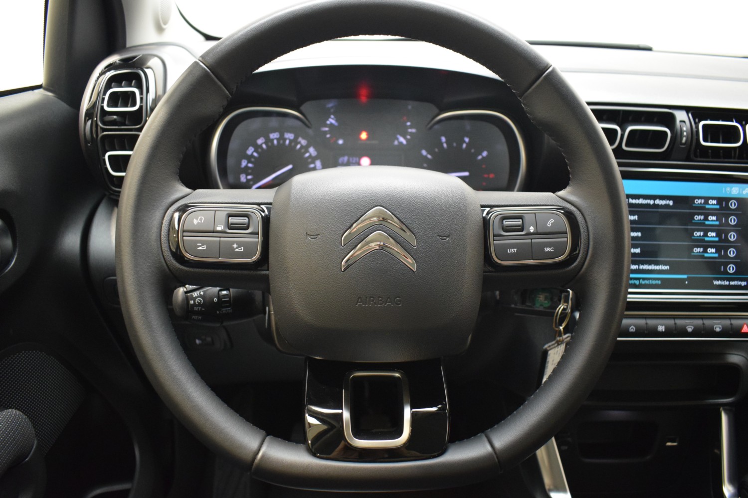 CITROEN C3 AIRCROSS PLUS PureTech 81kW (110CV) - Ítem12