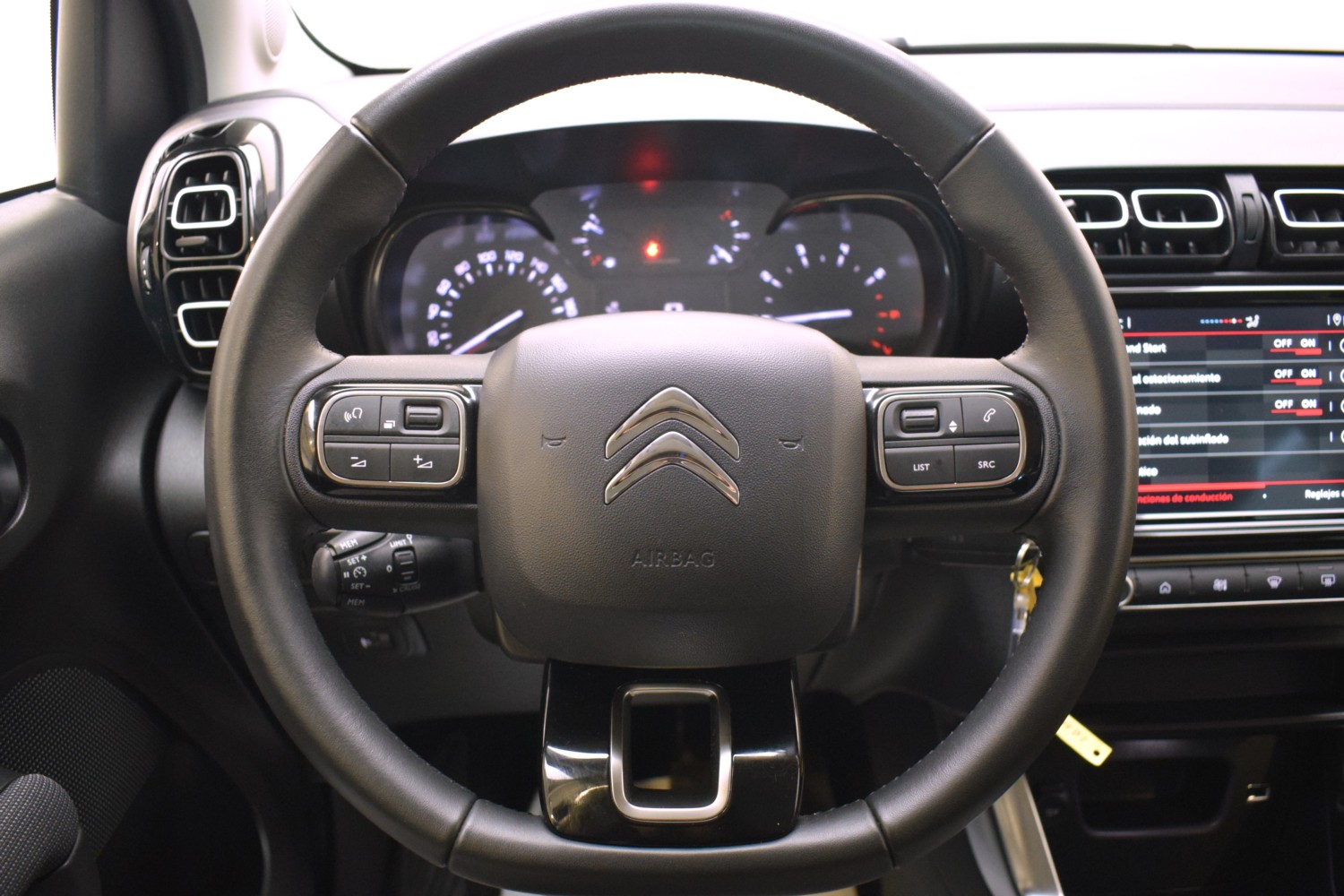 CITROEN C3 AIRCROSS YOU! BlueHDi 81kW (110CV) - Ítem12