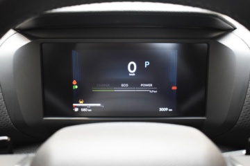 CITROEN C4 BUSINESS EDITION Hybrid 145 ë-DCS6 - Ítem10