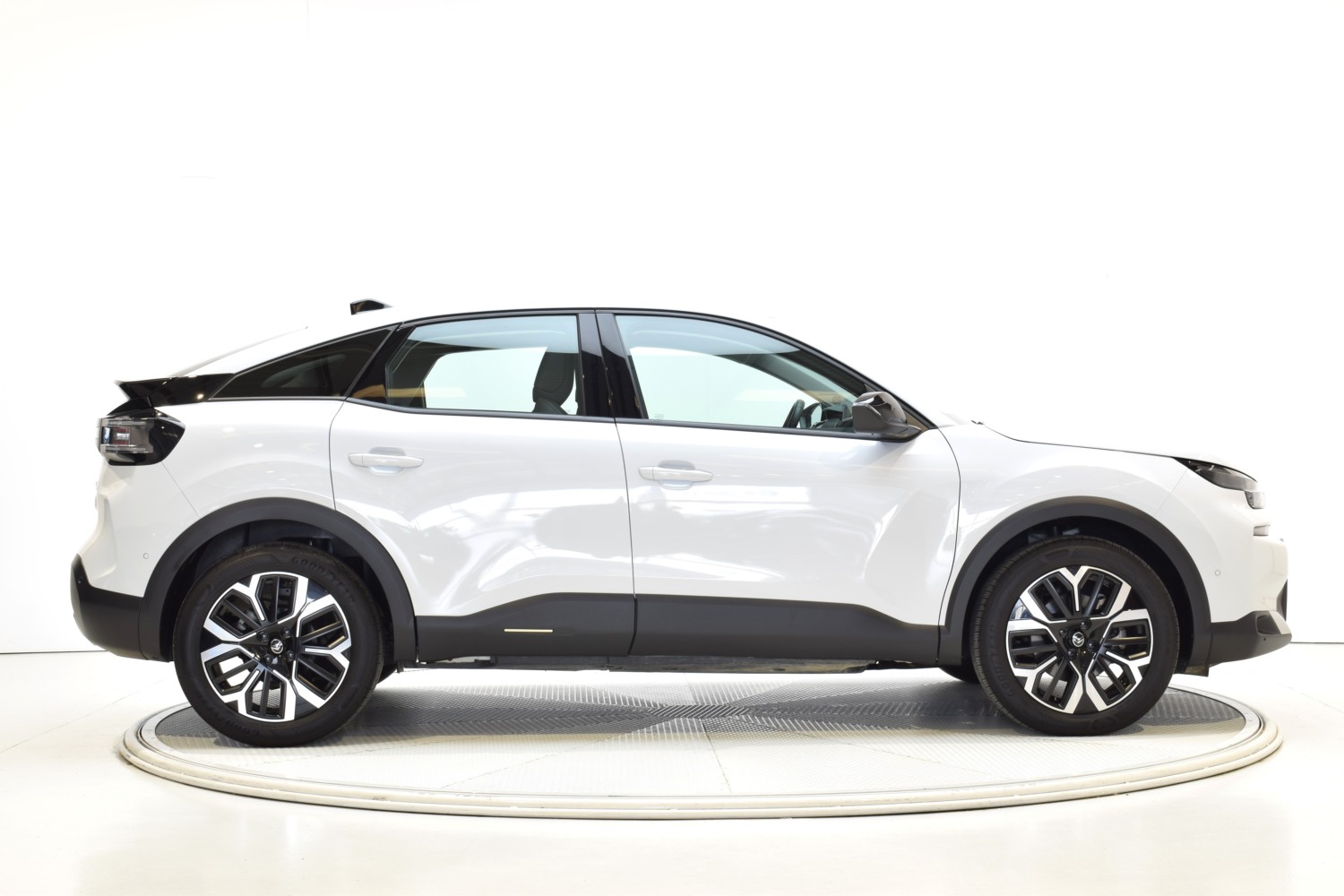 CITROEN C4 BUSINESS EDITION Hybrid 145 ë-DCS6 - Ítem5