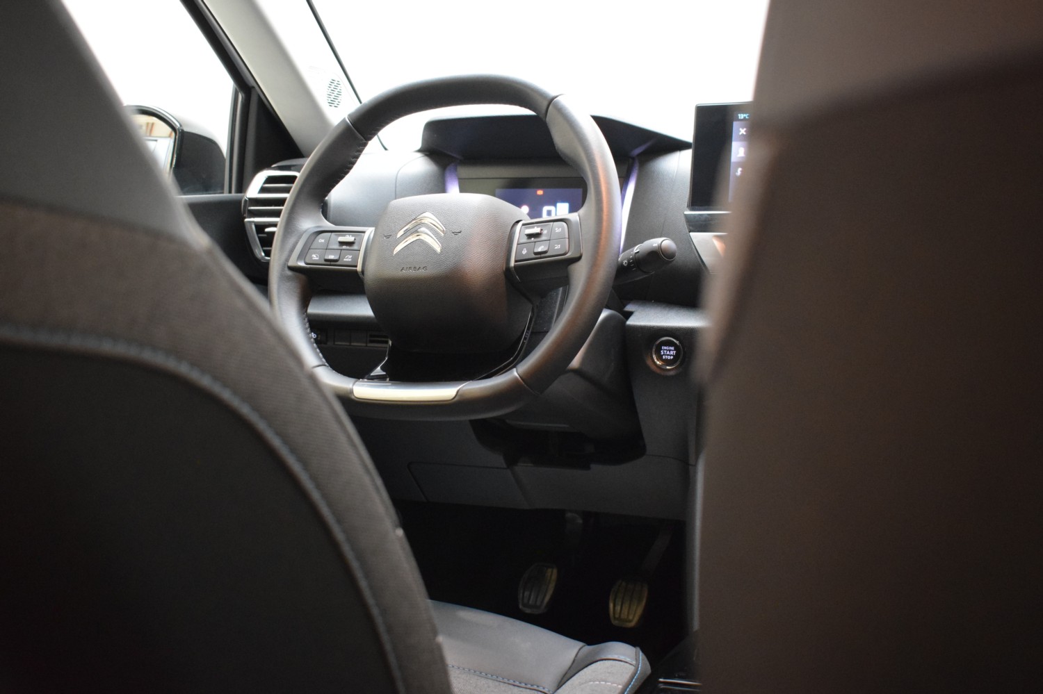 CITROEN C4 PLUS PureTech 130 S&S 6v - Ítem20