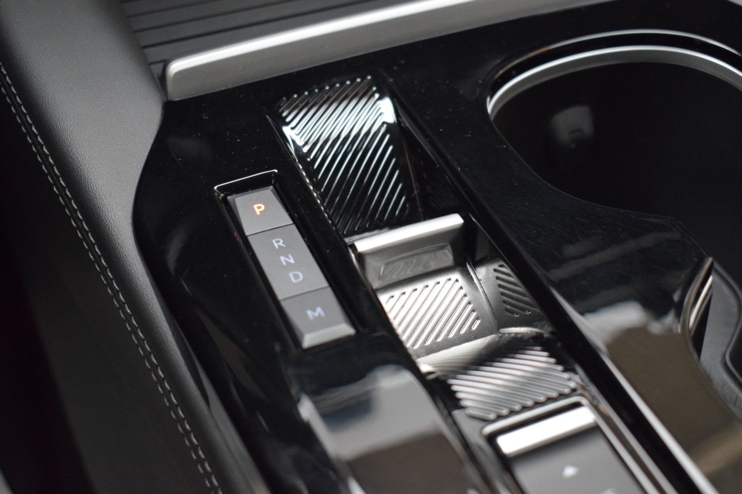 CITROEN C5 X SHINE PureTech 132kW (180CV) S&S EAT8 - Ítem16