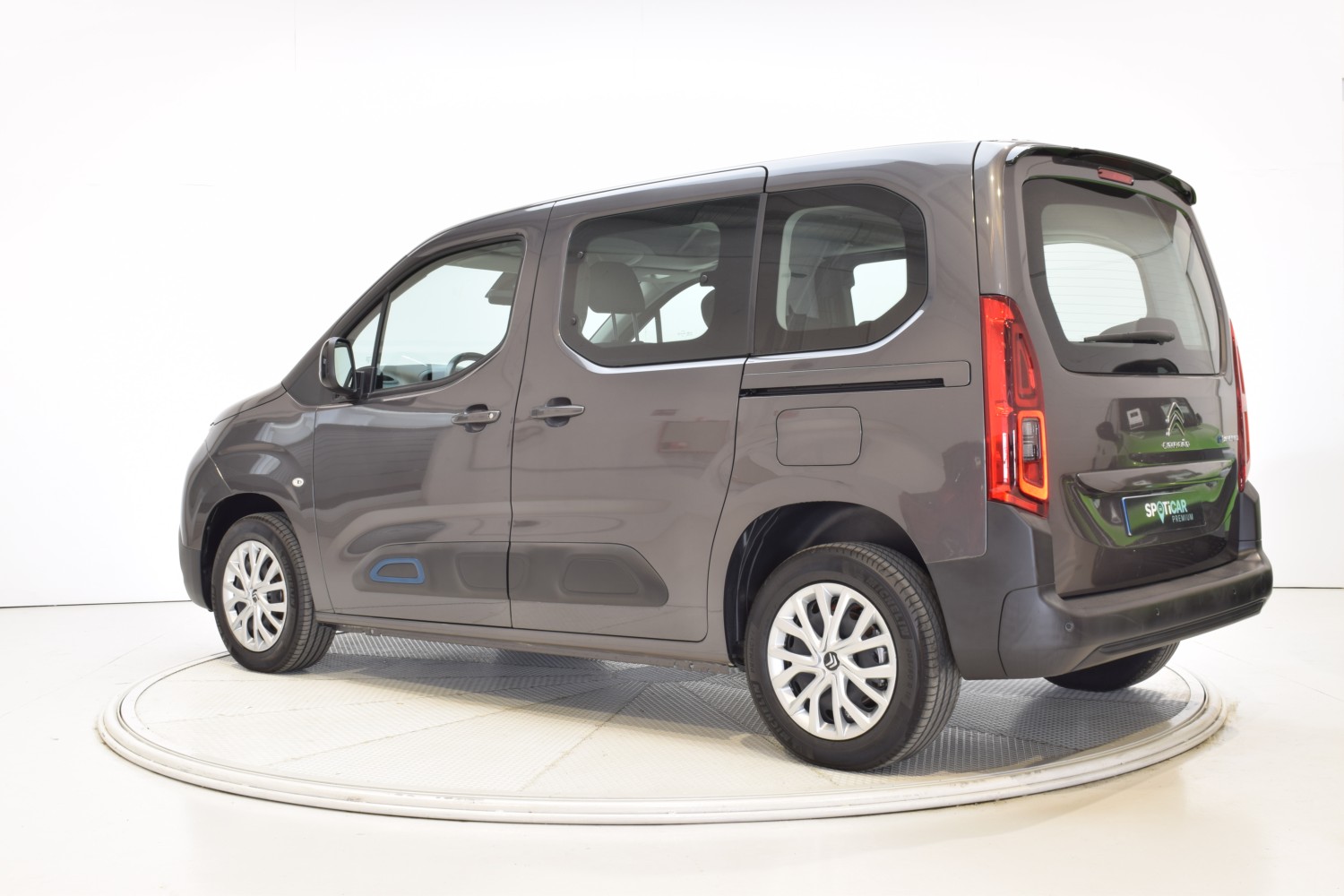 CITROEN E-BERLINGO FEEL Talla M ë-Berlingo 50 kWh FEEL - Ítem2