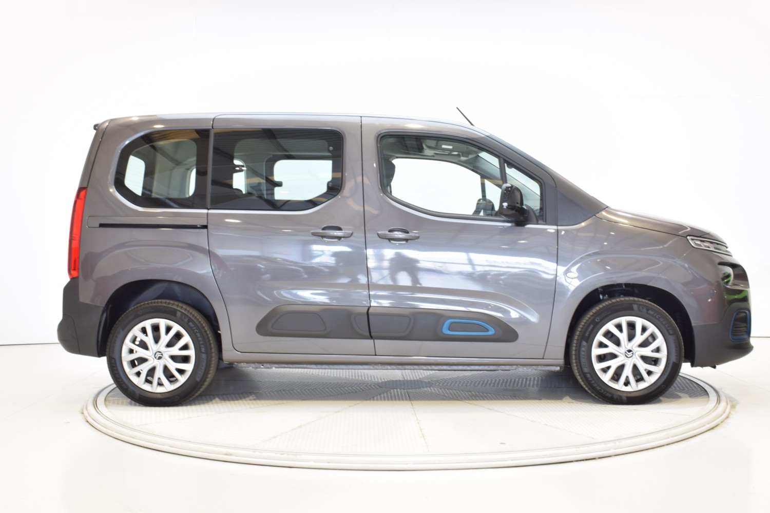 CITROEN E-BERLINGO FEEL Talla M ë-Berlingo 50 kWh FEEL - Ítem5