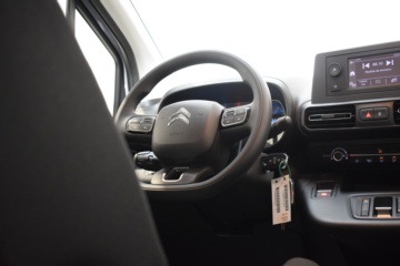 CITROEN E-BERLINGO FEEL Talla M ë-Berlingo 50 kWh FEEL - Ítem21