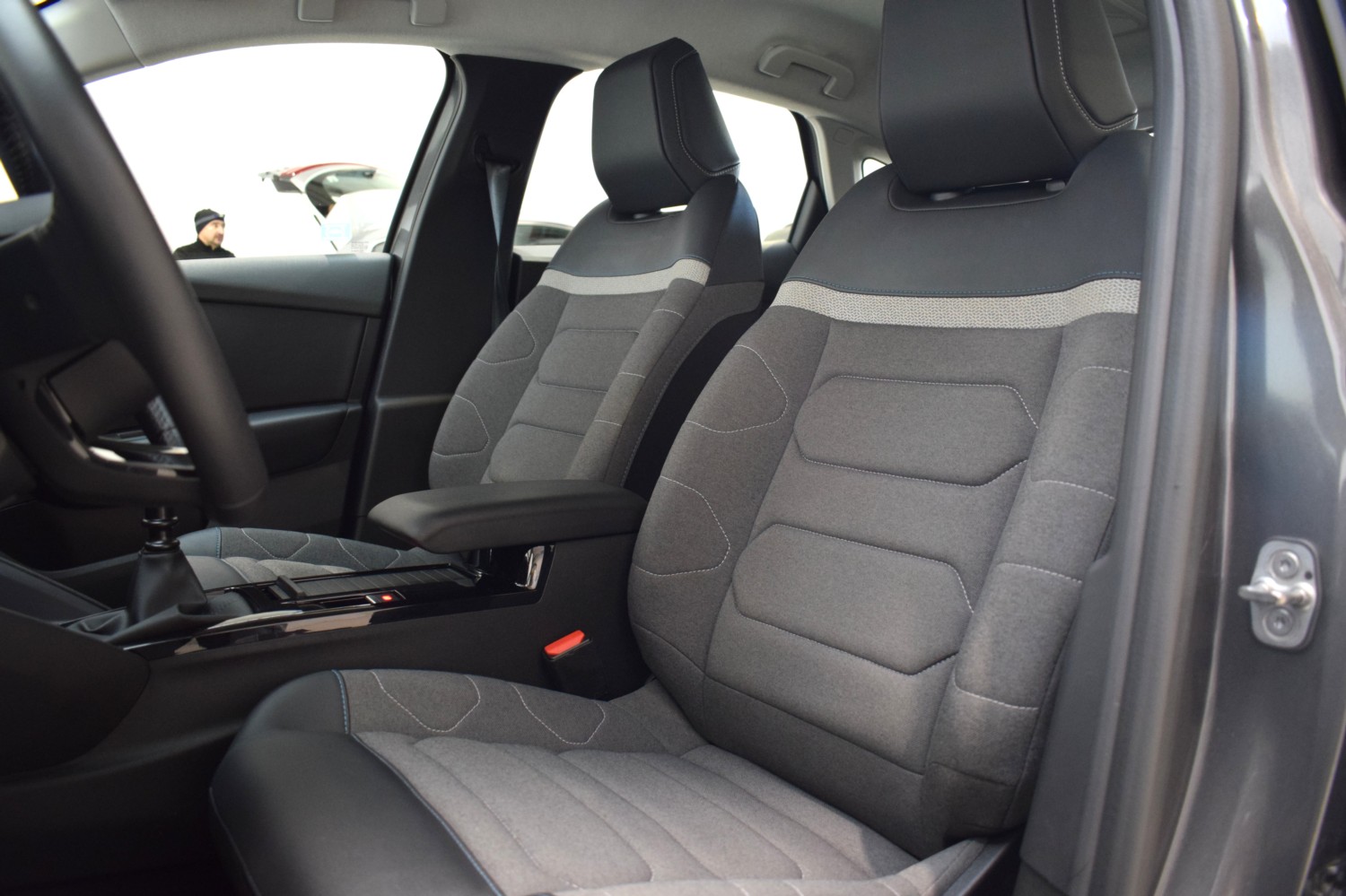 CITROEN C4 PLUS PureTech 130 S&S 6v - Ítem20