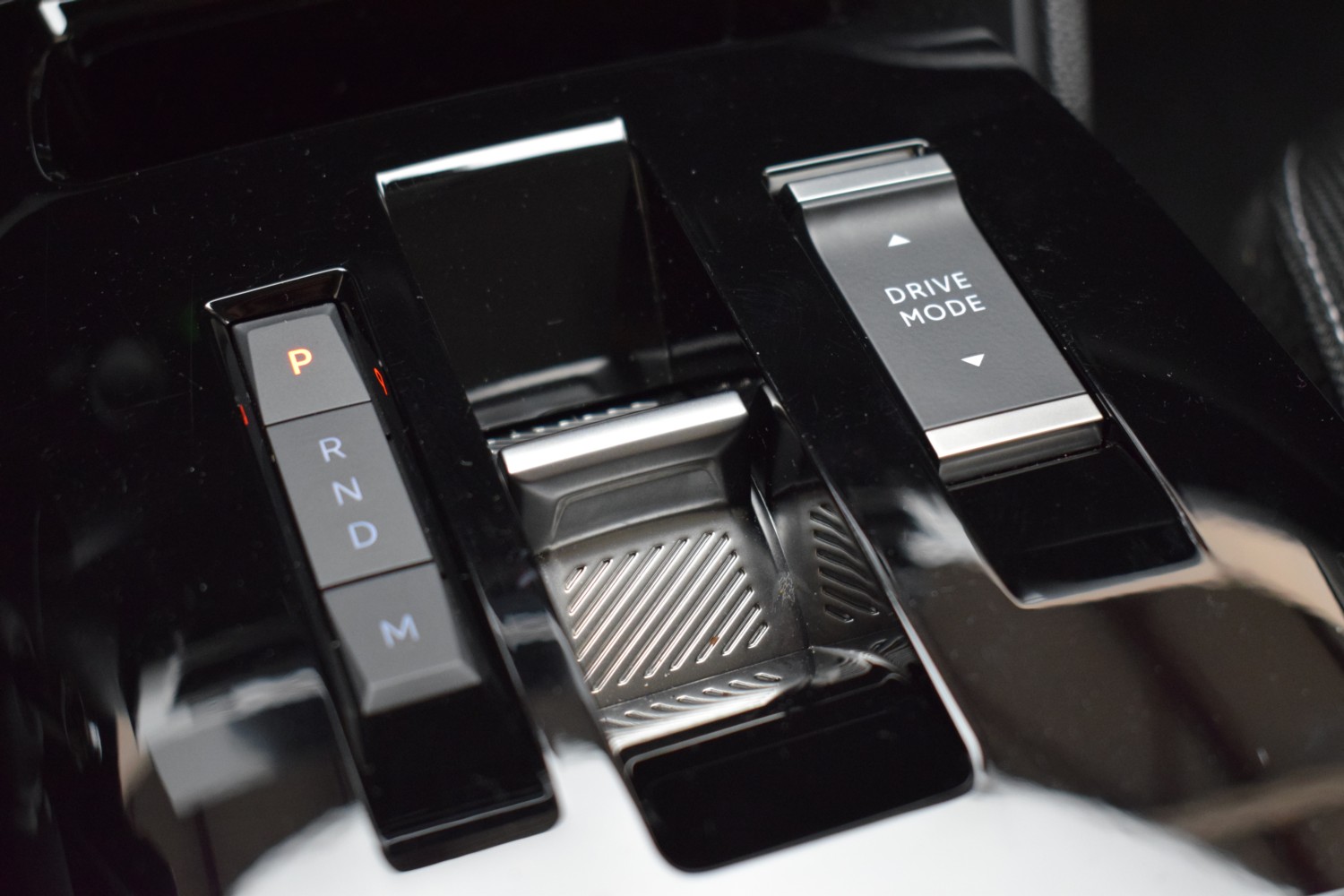 CITROEN C4 PLUS Hybrid 145 e-DCS6 - Ítem16