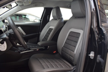 CITROEN C4 PLUS Hybrid 145 e-DCS6 - Ítem20