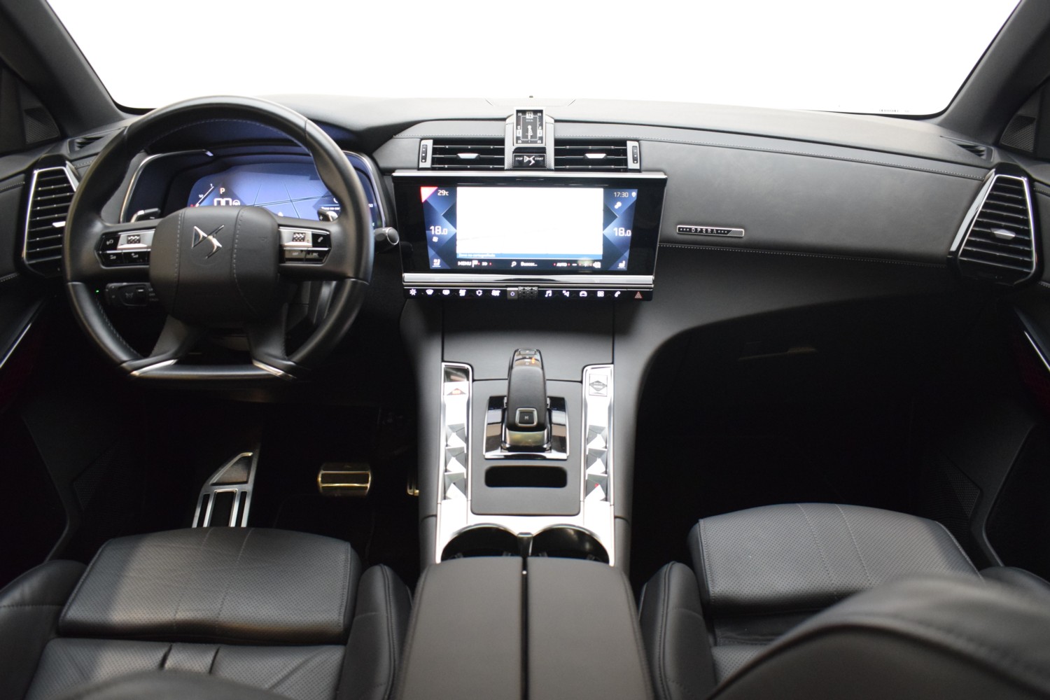 DS 7 CROSSBACK GRAND CHIC 1.6 TURBO 225 CV EAT8 - Ítem13