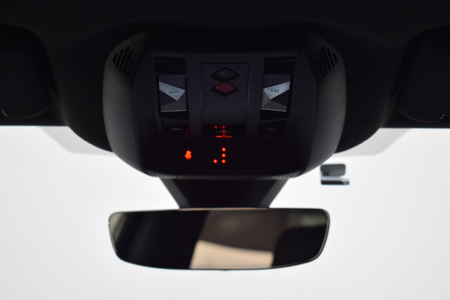 DS 7 CROSSBACK GRAND CHIC 1.6 TURBO 225 CV EAT8 - Ítem16