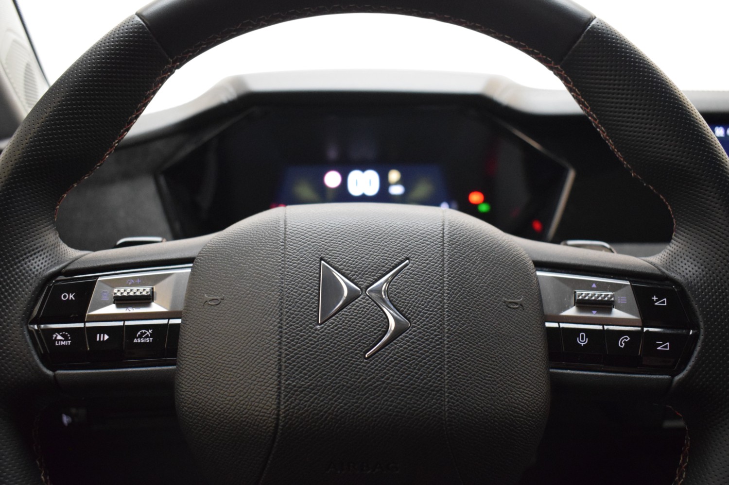 DS 4 PERFORMANCE LINE PureTech 130 auto - Ítem11