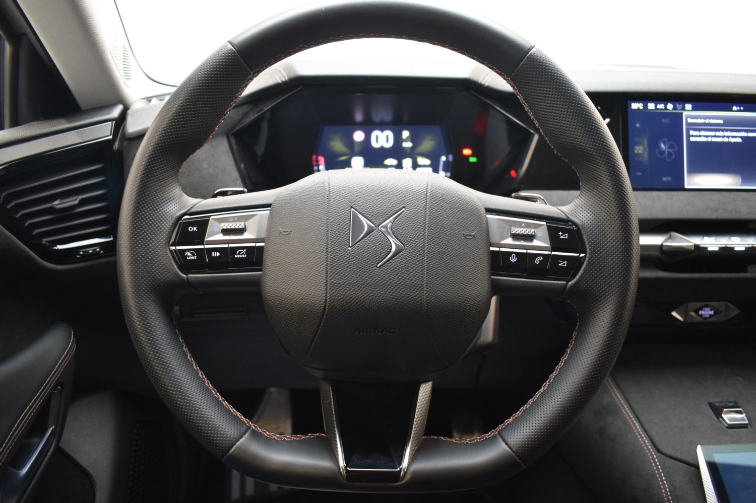 DS 4 PERFORMANCE LINE PureTech 130 auto - Ítem12