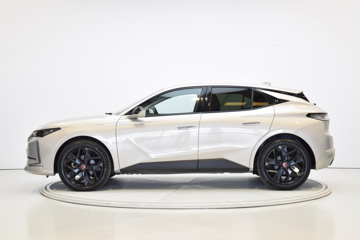 DS 4 PERFORMANCE LINE PureTech 130 auto - Ítem1